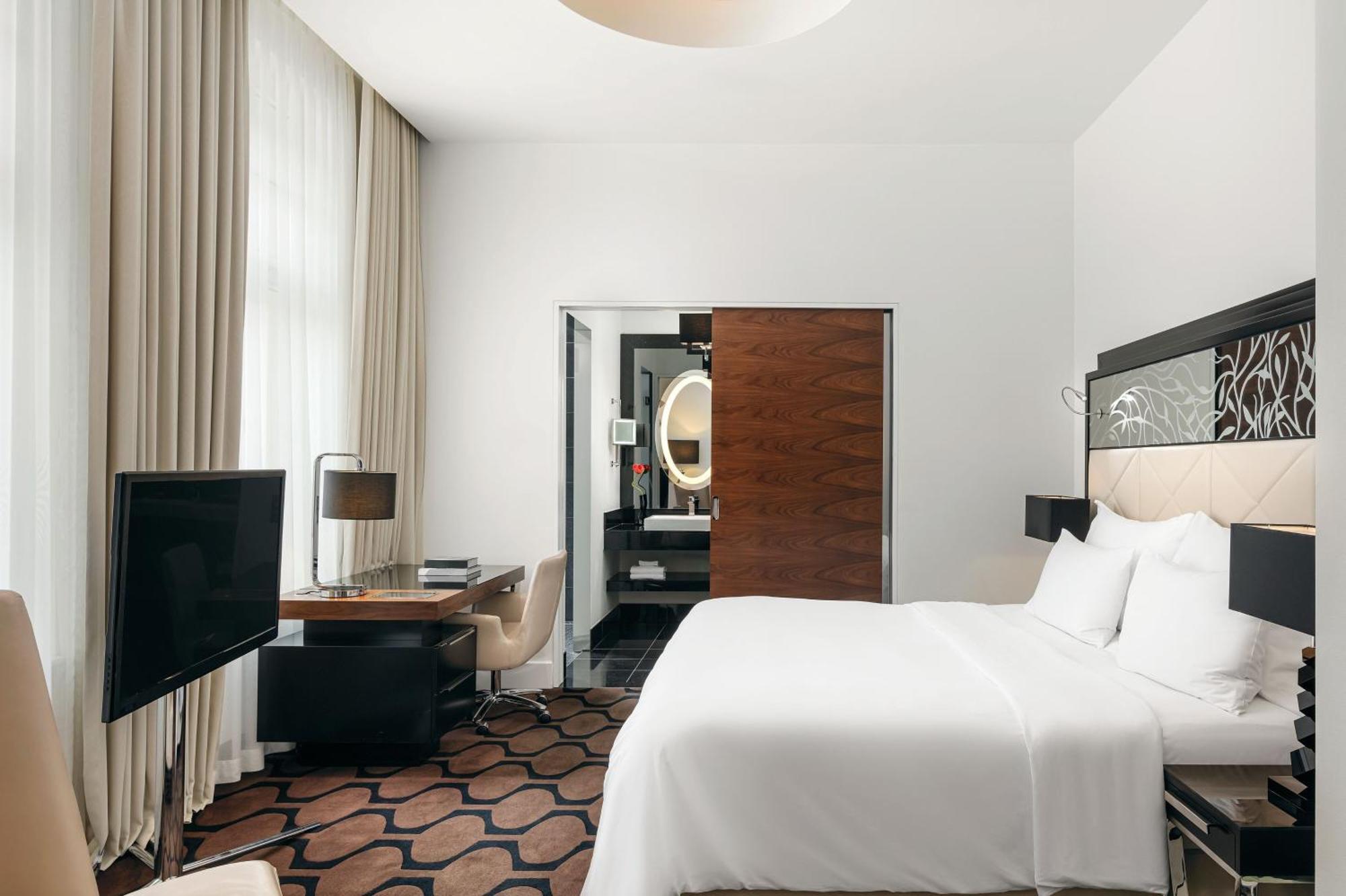 Roomers Berlin Steinplatz, Autograph Collection Экстерьер фото